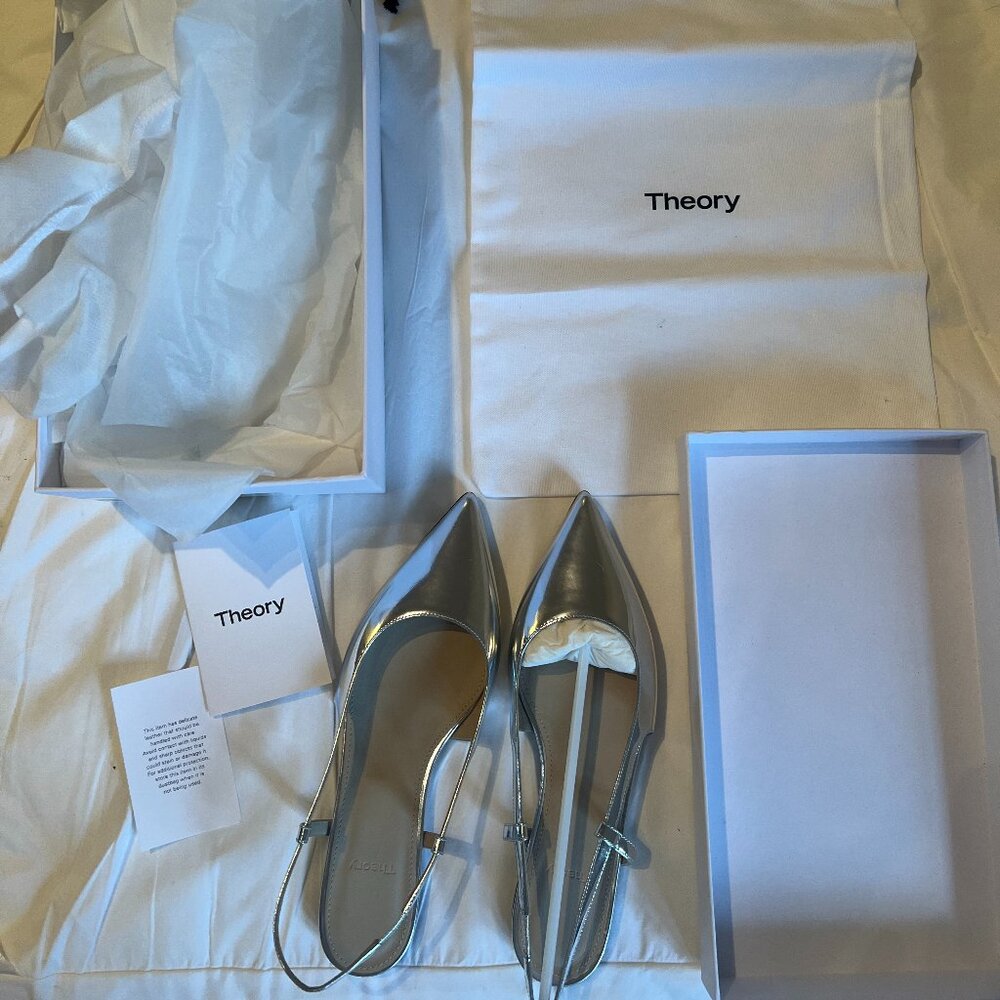 THEORY NWT Silver Slingback Flat size 38